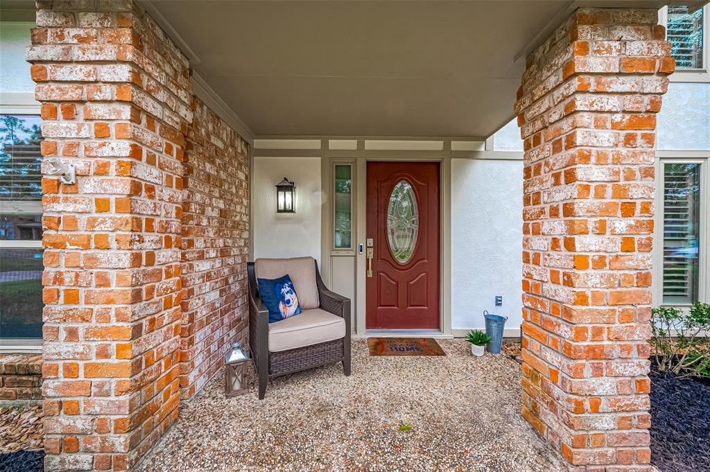 11607 Knobcrest Drive, Houston, Texas image 3