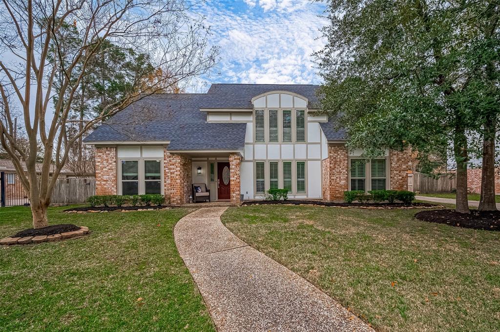 11607 Knobcrest Drive, Houston, Texas image 2