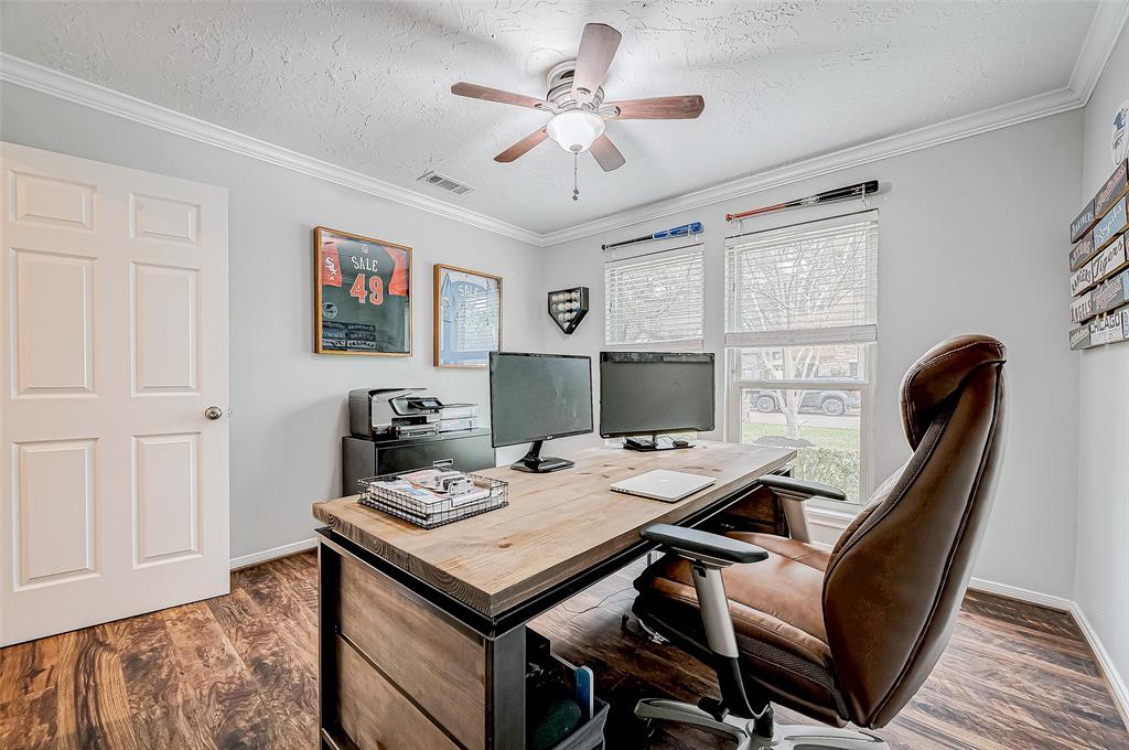 11607 Knobcrest Drive, Houston, Texas image 30