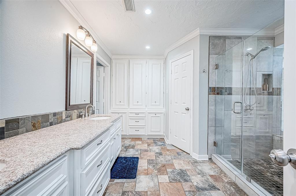 11607 Knobcrest Drive, Houston, Texas image 28