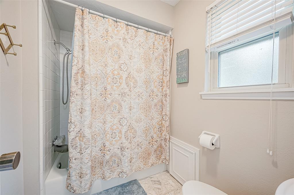 11607 Knobcrest Drive, Houston, Texas image 39