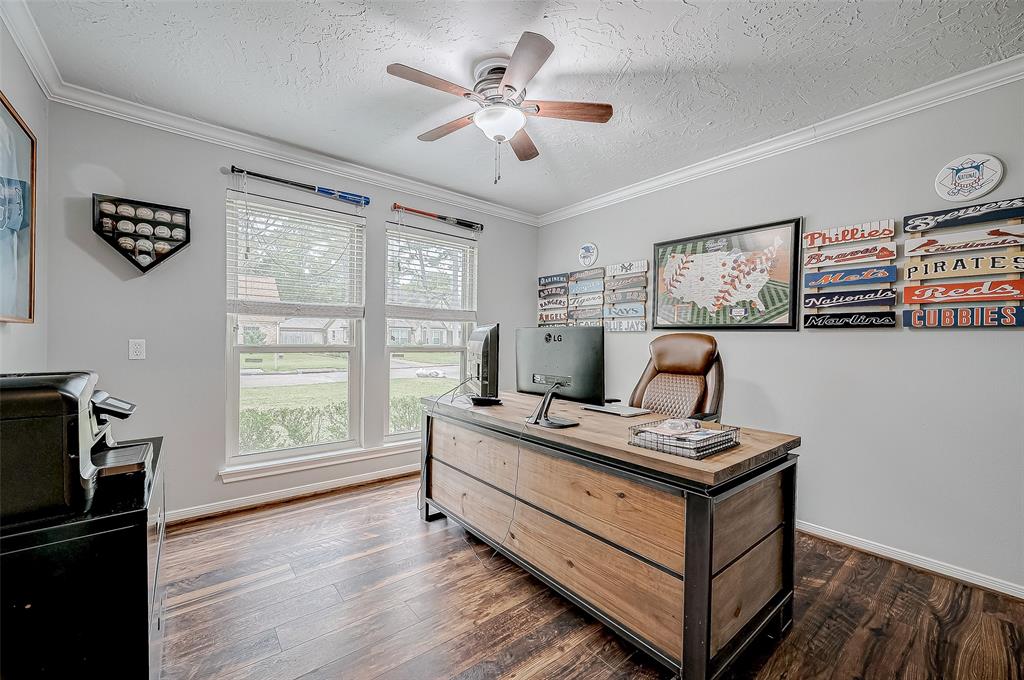 11607 Knobcrest Drive, Houston, Texas image 31
