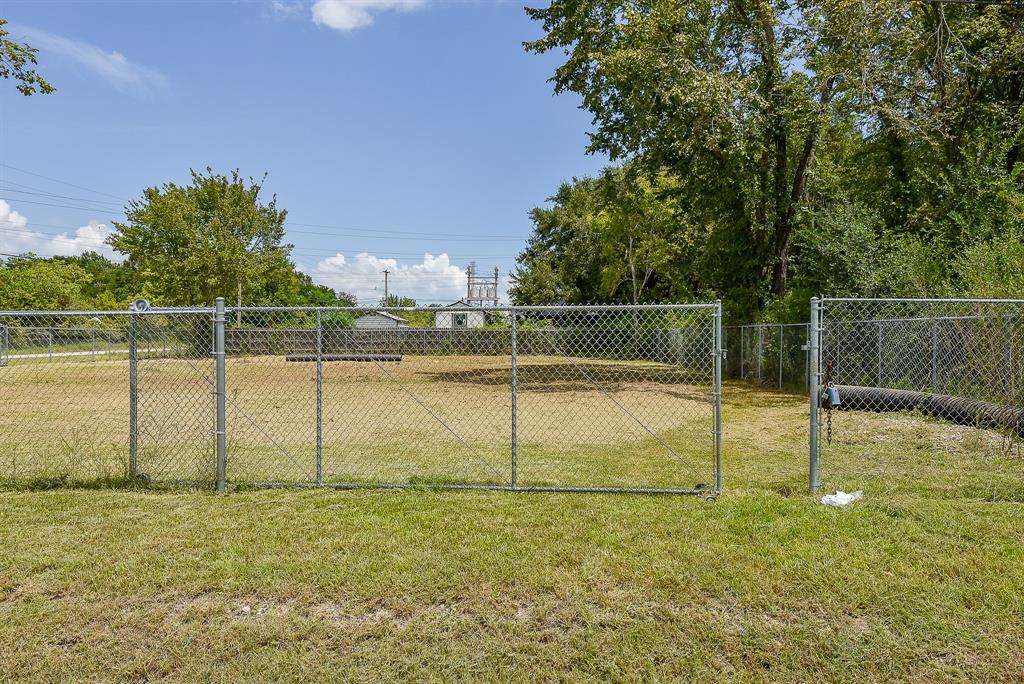 1902 Arizona Avenue, League City, Texas image 12