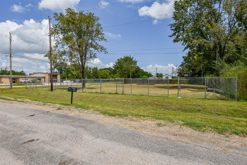 1902 Arizona Avenue, League City, Texas image 8