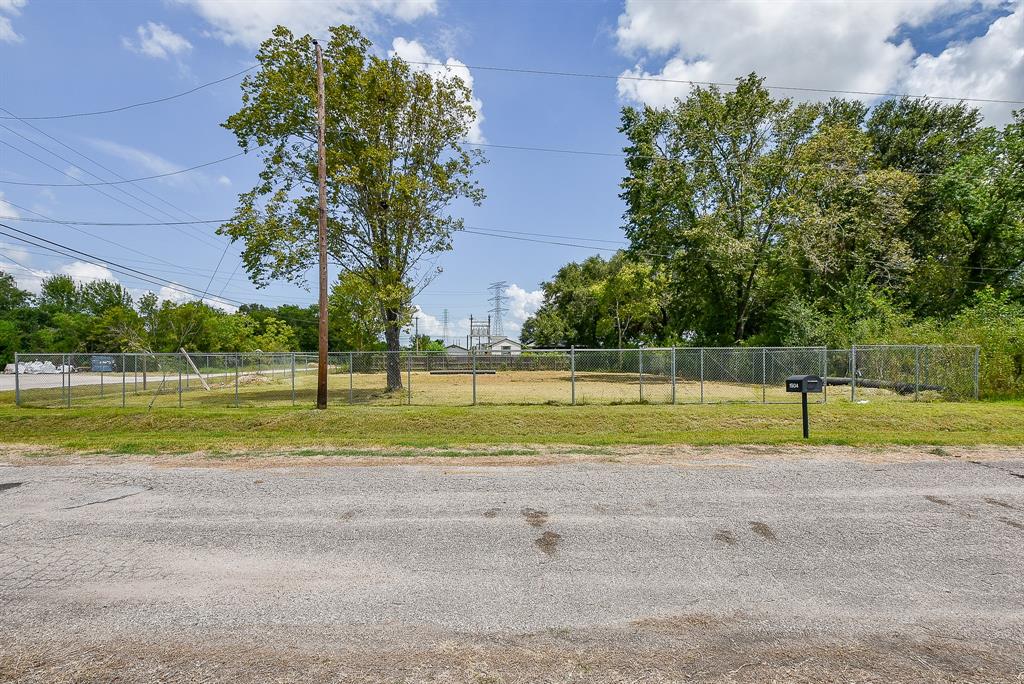 1902 Arizona Avenue, League City, Texas image 7