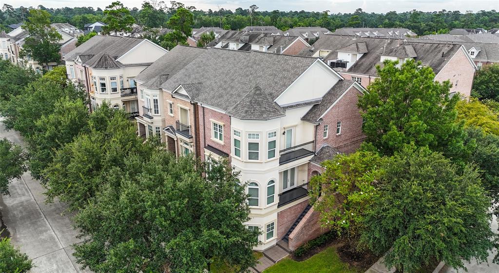 Photo 4 of 43 of 91 Colonial Row Drive townhome