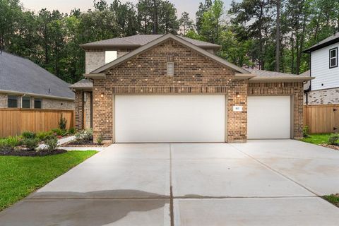 Single Family Residence in Conroe TX 167 Alder Wood Terrace Court.jpg