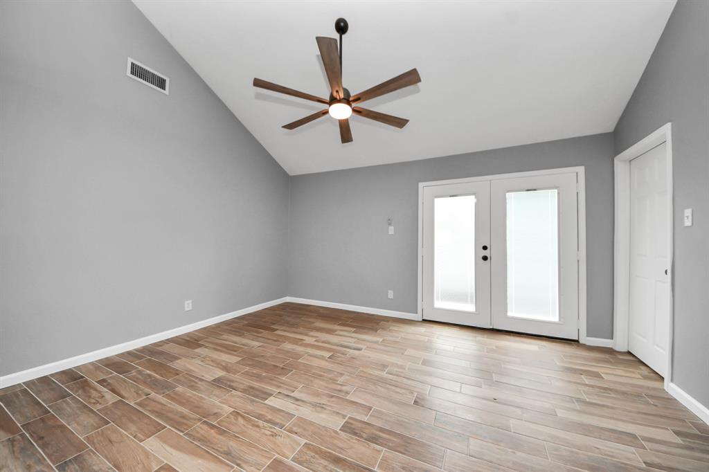 916 Woods Drive, Liberty, Texas image 14