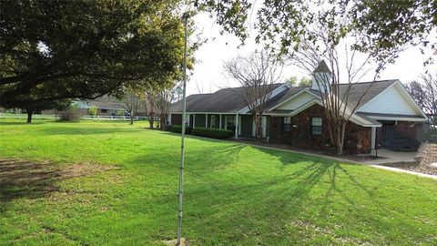 A home in Crockett