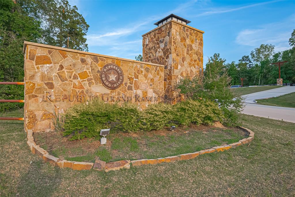 15831 Ridge Oak Road, Willis, Texas image 16