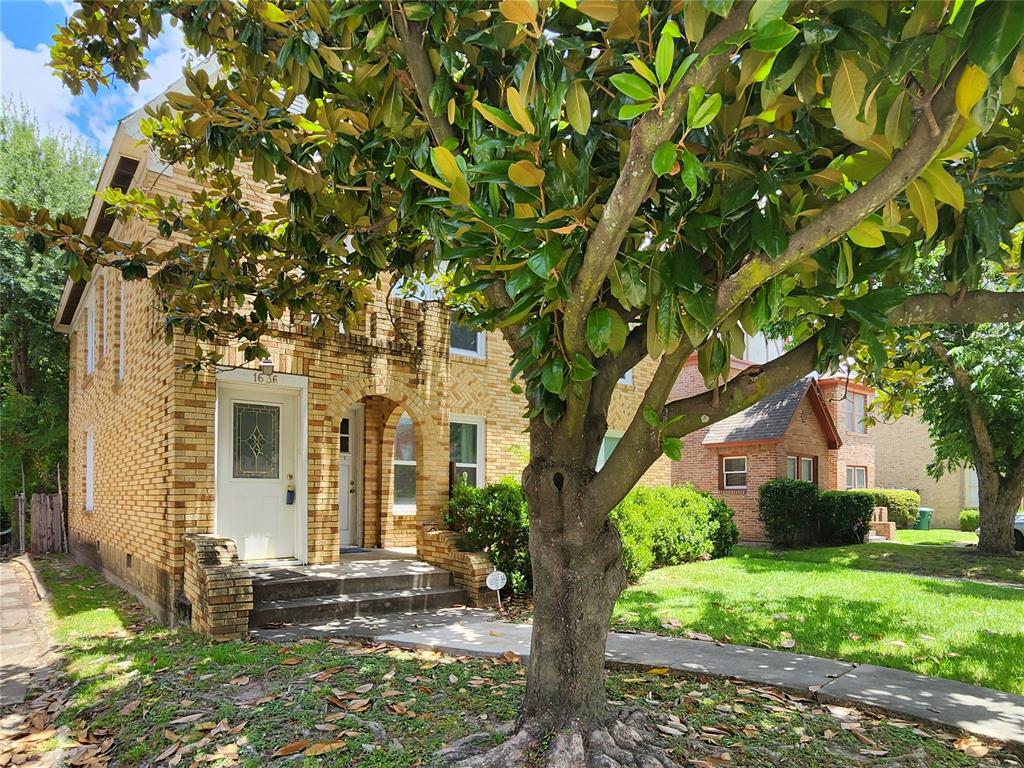 1634 Castle Court