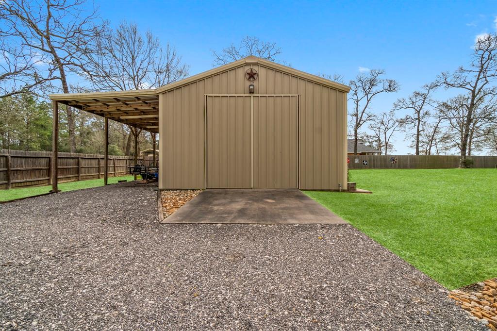 12282 Cedar Lane, Willis, Texas image 38