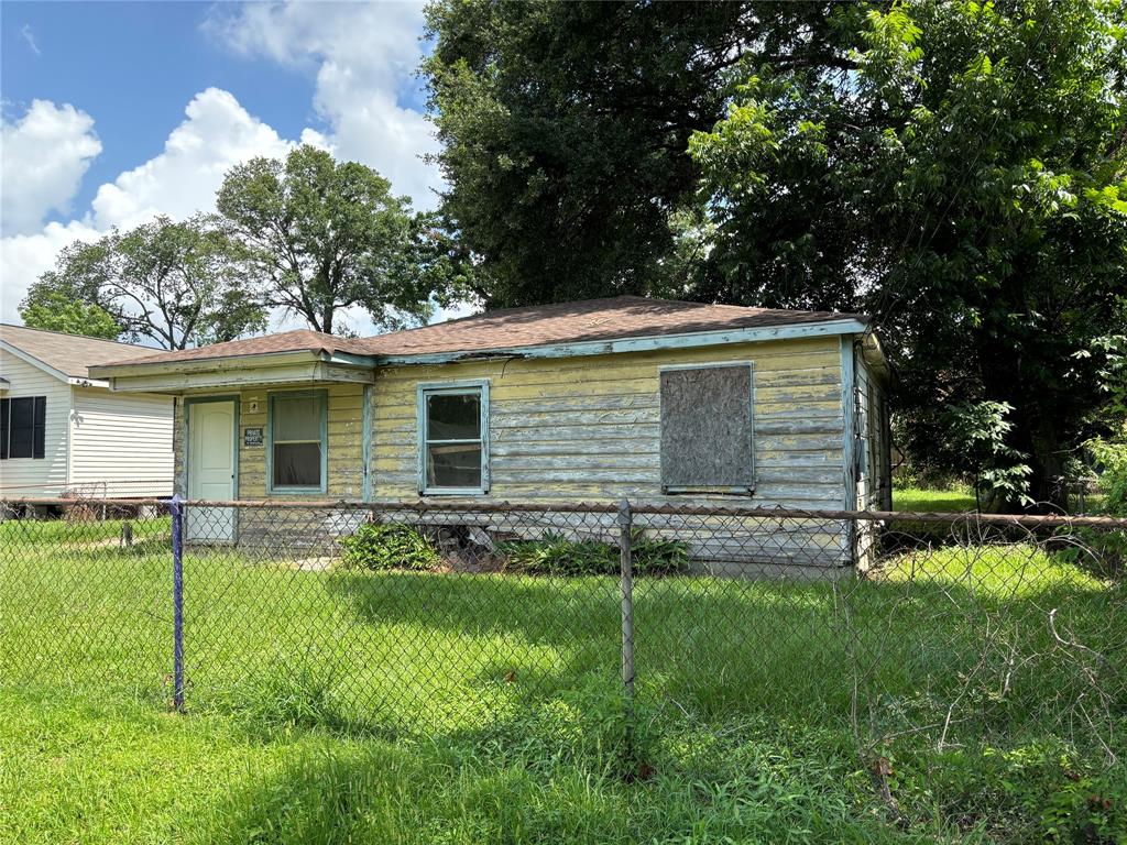 766 Fortune Street, Houston, Texas image 2