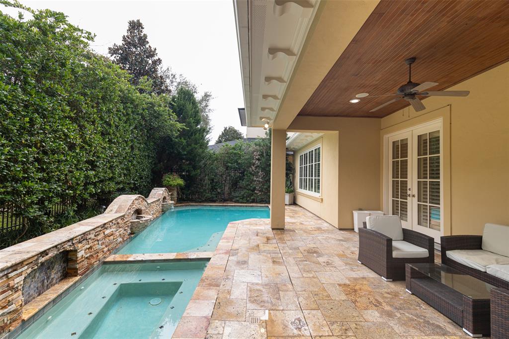 1111 Vista Creek Drive, Sugar Land, Texas image 42