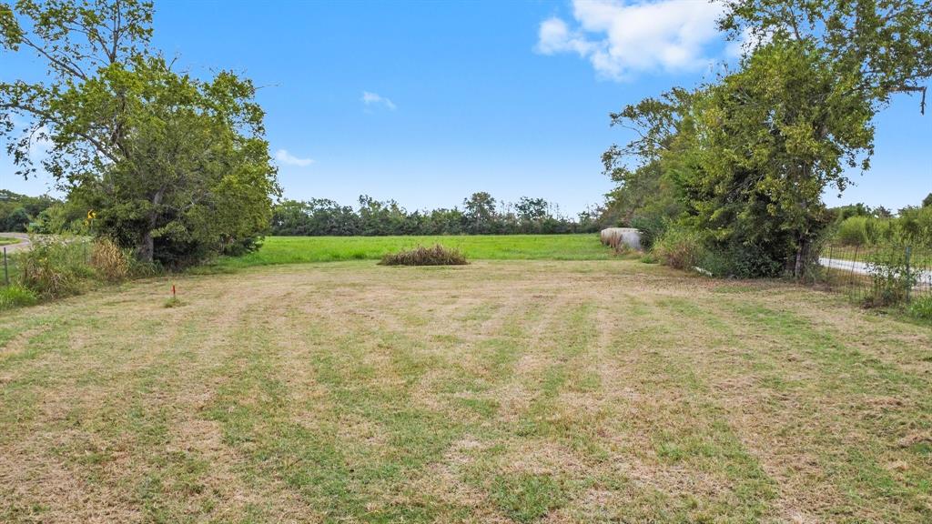 14226 Laura Lane, Normangee, Texas image 8