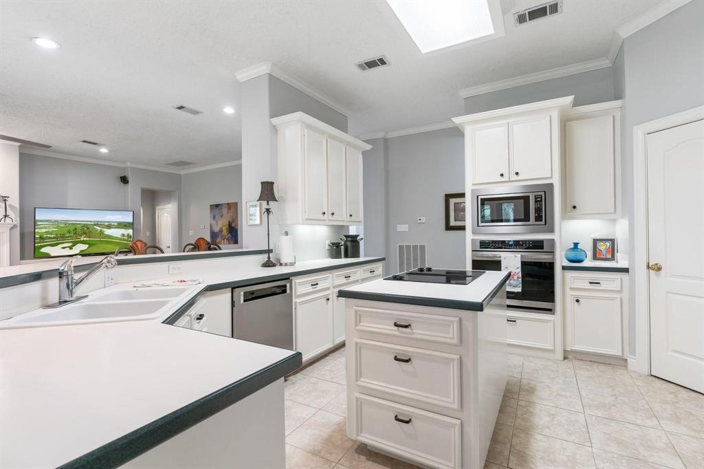 60 Fairfield Drive, Montgomery, Texas image 16