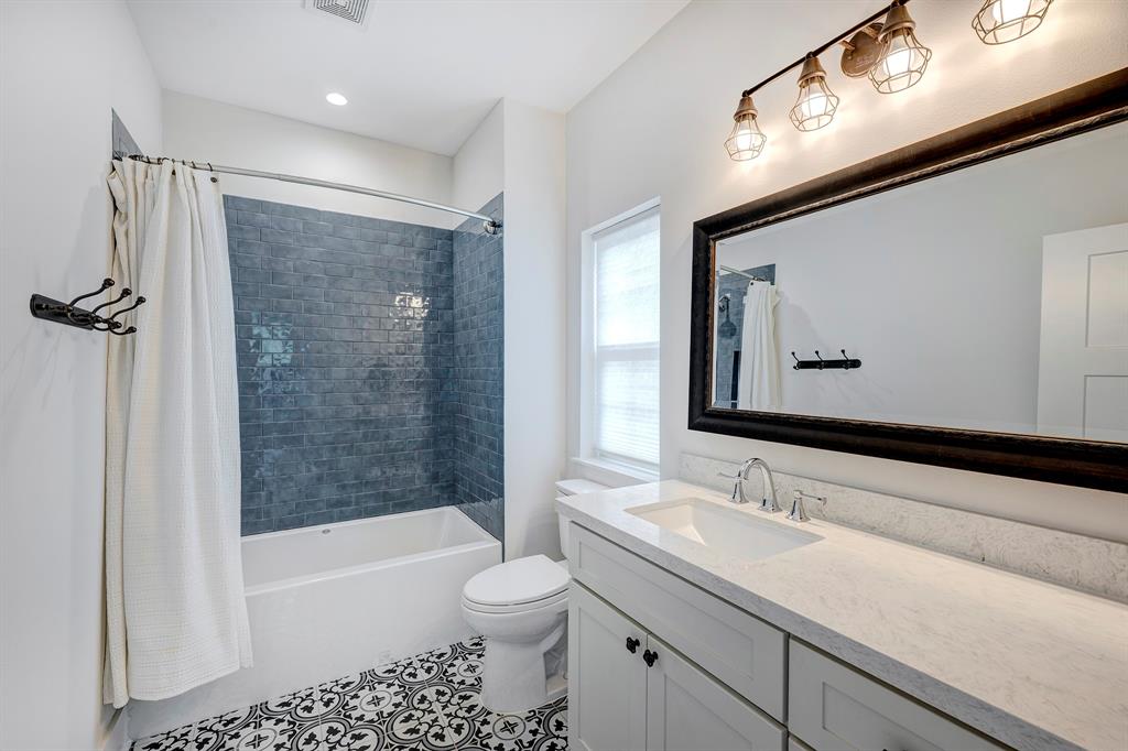 4537 Evergreen Street, Bellaire, Texas image 23