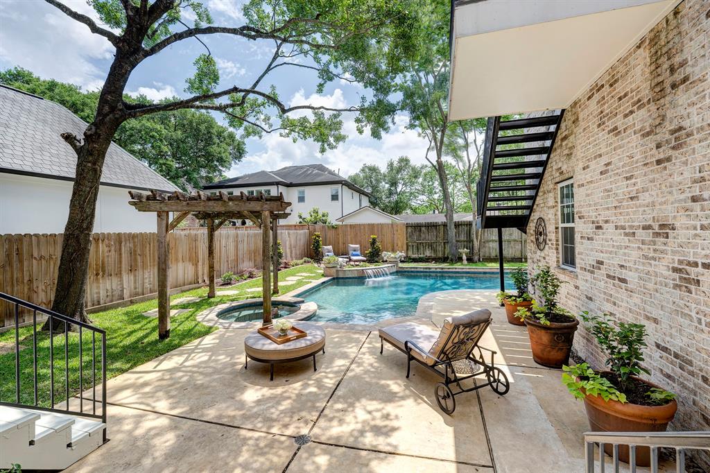 4537 Evergreen Street, Bellaire, Texas image 35