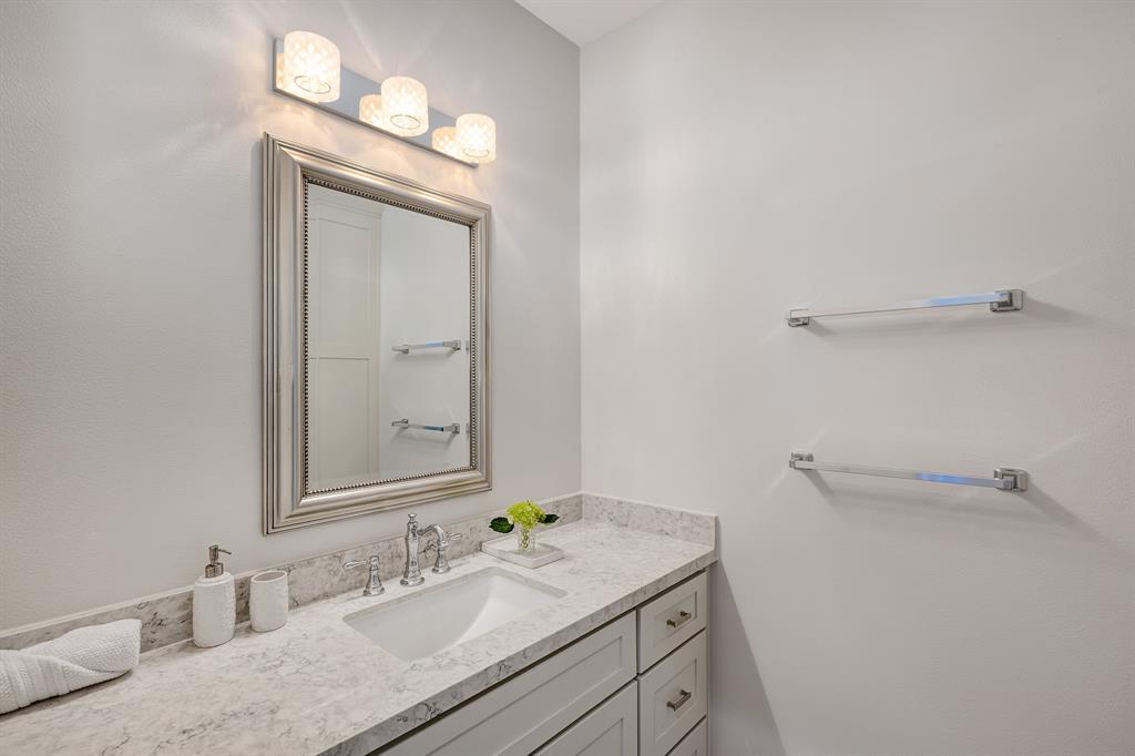 4537 Evergreen Street, Bellaire, Texas image 26