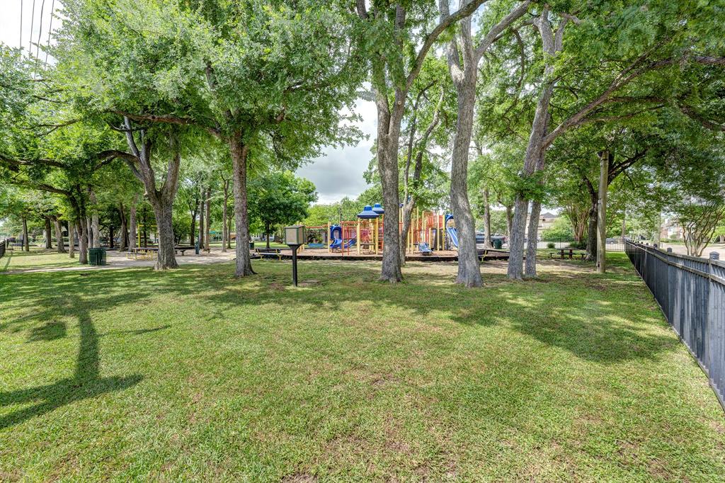 4537 Evergreen Street, Bellaire, Texas image 37