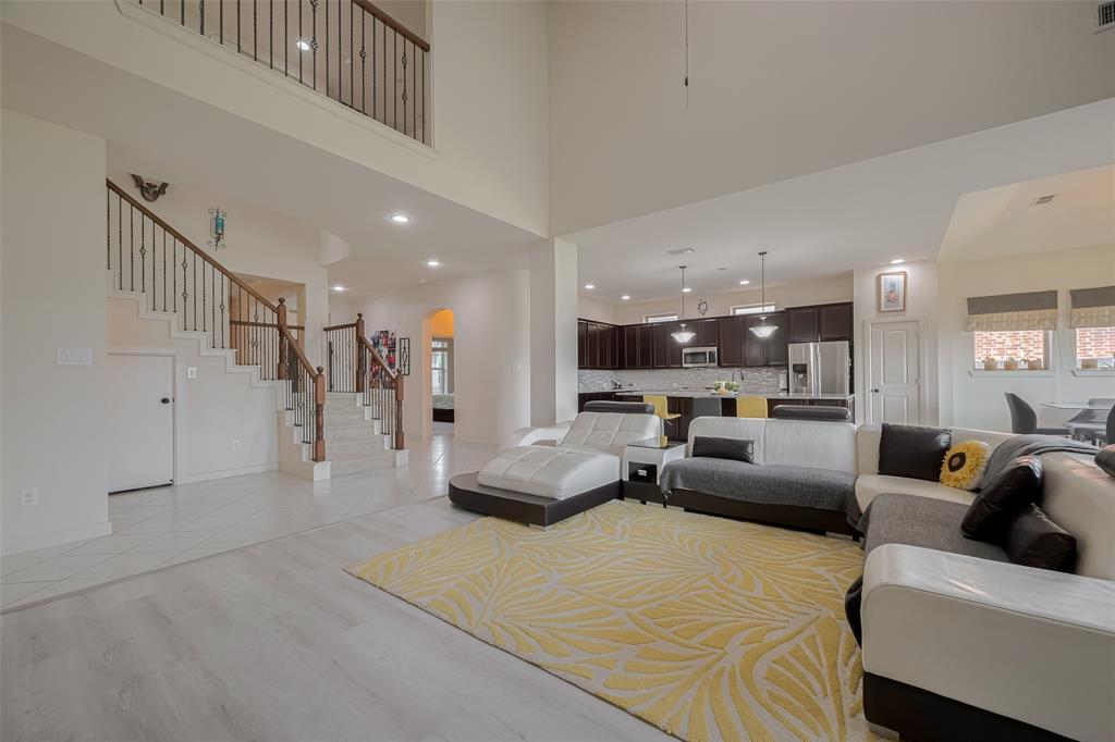 27003 Lindenwood Creek Lane, Katy, Texas image 12