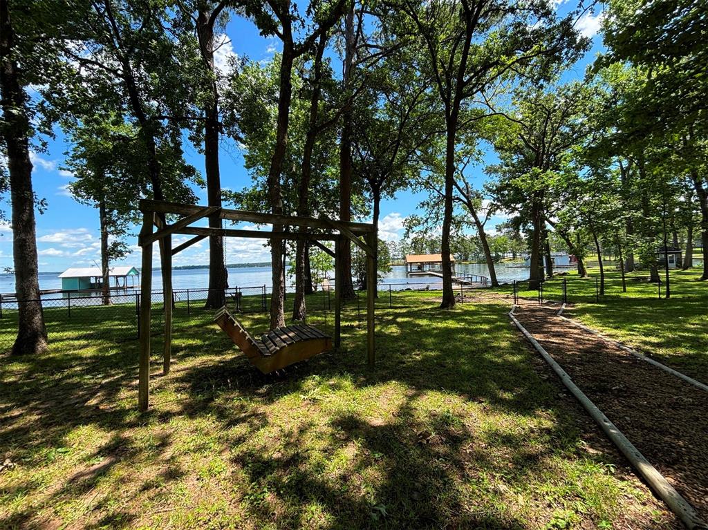 22023 Brierwood Drive, Frankston, Texas image 23