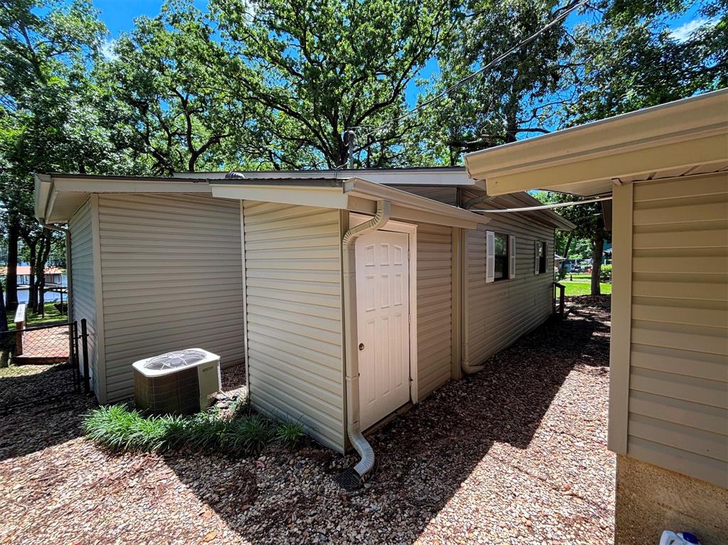 22023 Brierwood Drive, Frankston, Texas image 32
