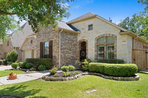 Single Family Residence in Spring TX 2815 King Point View Lane 5.jpg