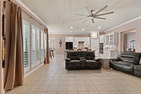 Single Family Residence in Spring TX 2815 King Point View Lane 21.jpg