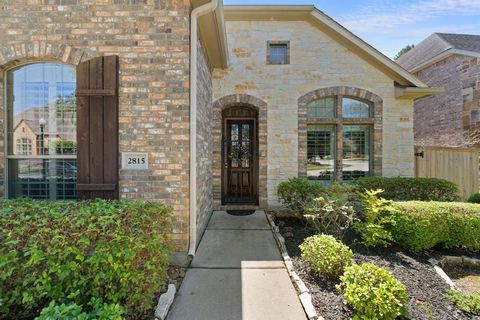 Single Family Residence in Spring TX 2815 King Point View Lane 8.jpg