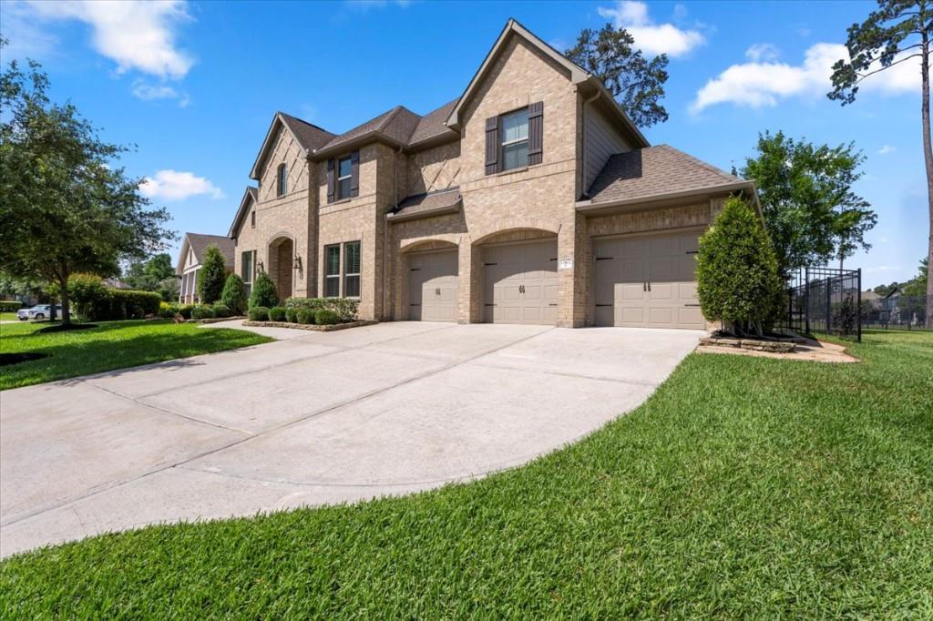 13402 Wedgewood Thicket Way, Cypress, Texas image 2