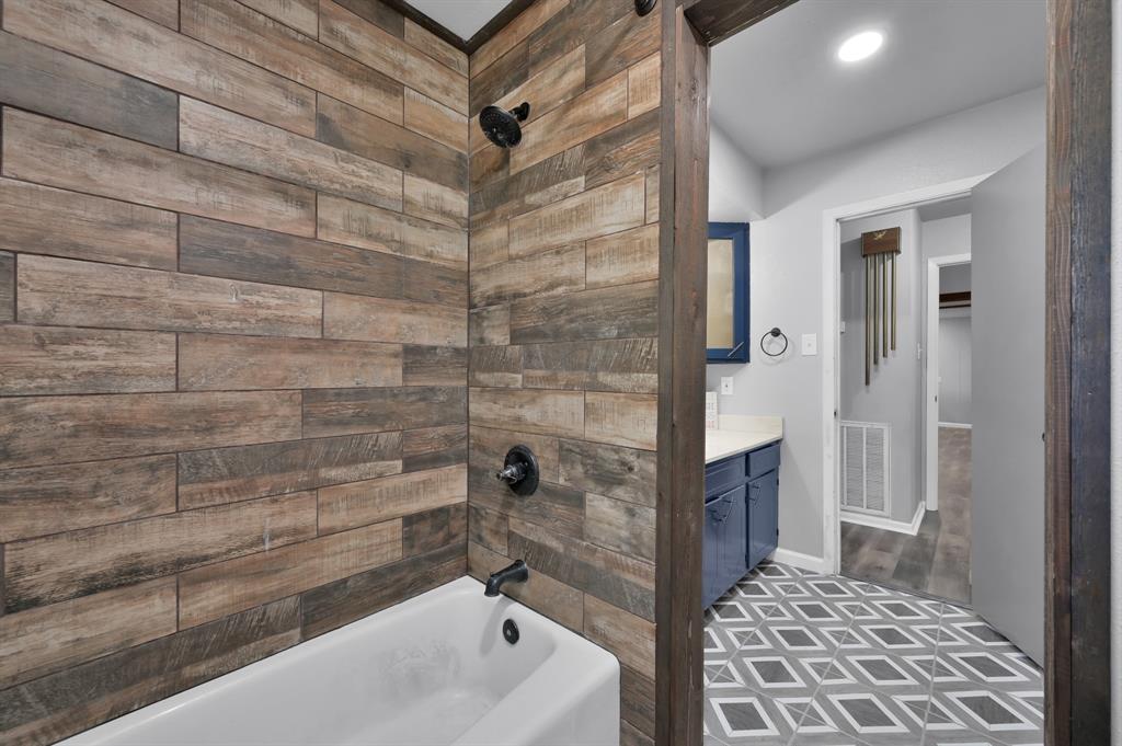 4 Crute Drive, Huntsville, Texas image 31