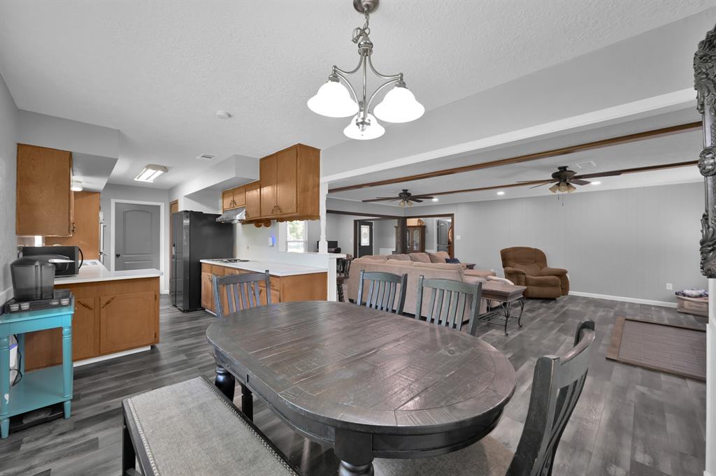 4 Crute Drive, Huntsville, Texas image 16