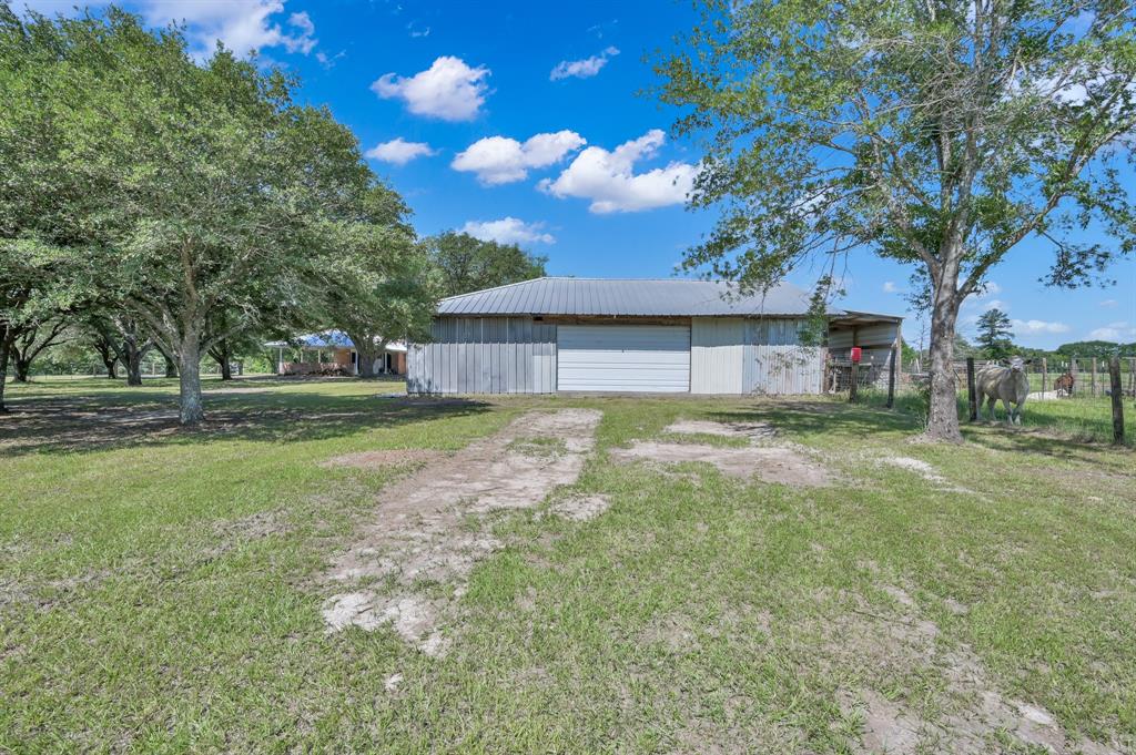 4 Crute Drive, Huntsville, Texas image 37