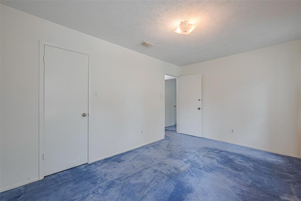 11935 Brook Meadows Lane, Meadows Place, Texas image 30