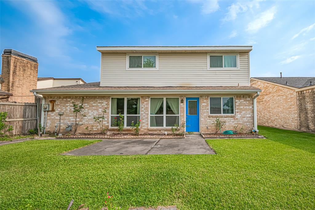 11935 Brook Meadows Lane, Meadows Place, Texas image 36