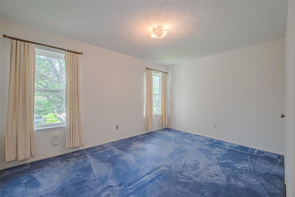11935 Brook Meadows Lane, Meadows Place, Texas image 29