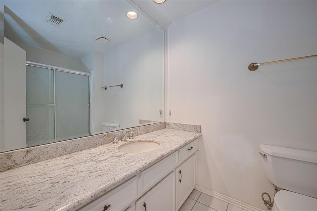 11935 Brook Meadows Lane, Meadows Place, Texas image 31