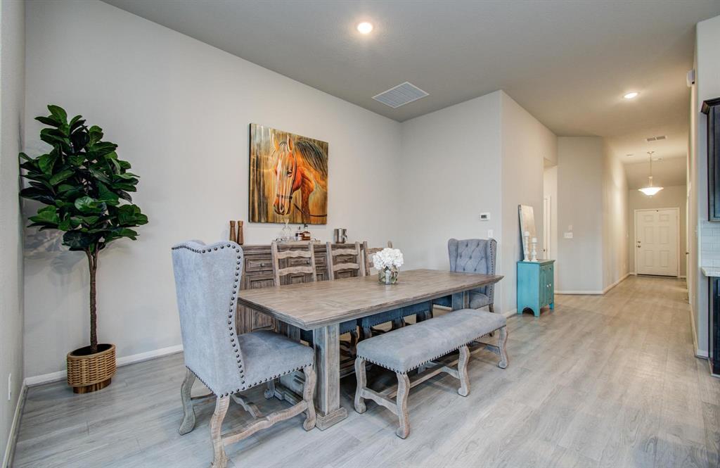 8430 Baywatch Circle, Baytown, Texas image 6