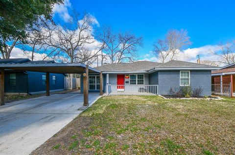 Single Family Residence in Houston TX 4414 43rd Street.jpg