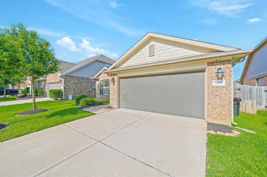 5030 Royal Amber Lane, Katy, Texas image 2
