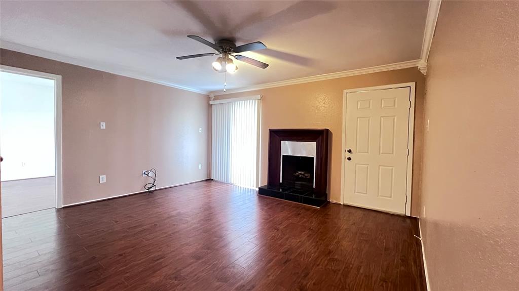 18519 Egret Bay Boulevard #1915, Webster, Texas image 3