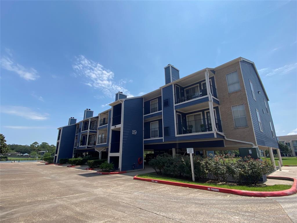 18519 Egret Bay Boulevard #1915, Webster, Texas image 31