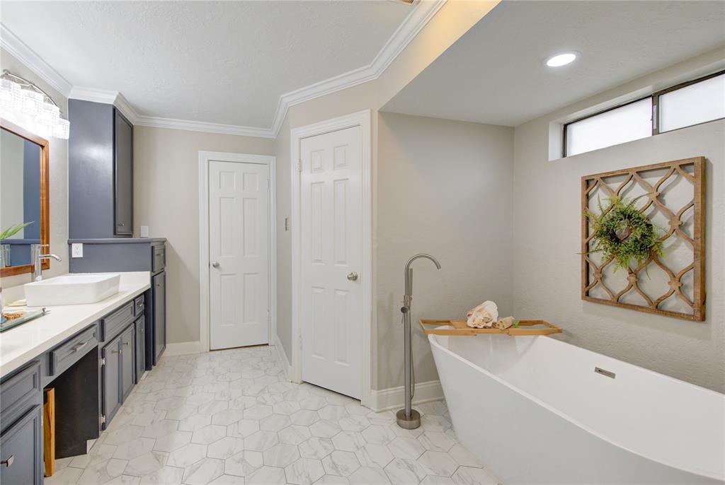 18322 Running Vine Lane, Spring, Texas image 18