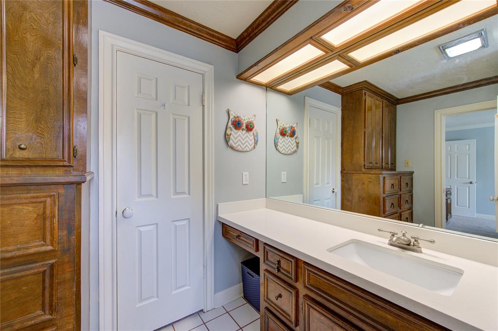 18322 Running Vine Lane, Spring, Texas image 44