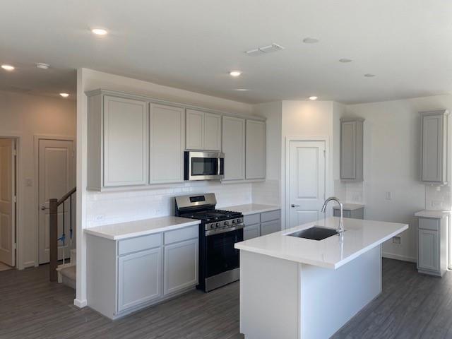 9010 Selwyn Pointe Way, Cypress, Texas image 3