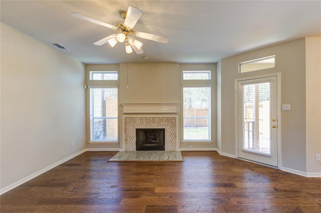 10827 Avenel Iron Drive, Houston, Texas image 9