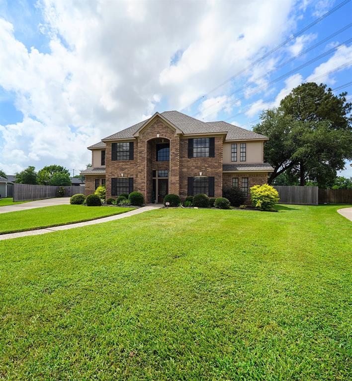 2202 Canterbury Court, Deer Park, Texas image 1