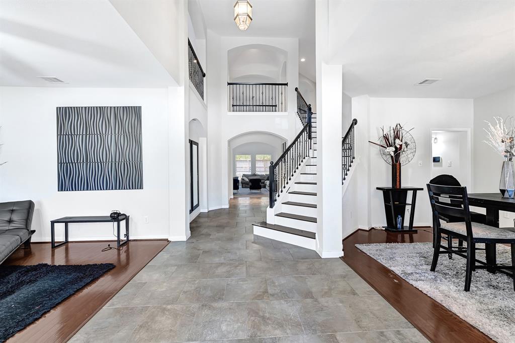 25827 Austin Springs