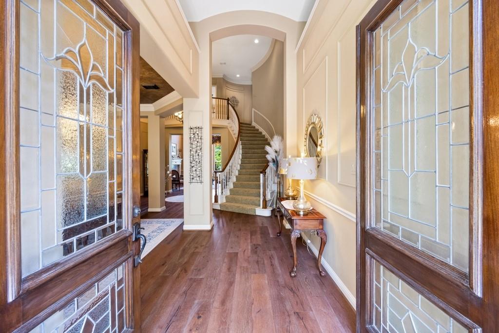 3215 Riviera Drive